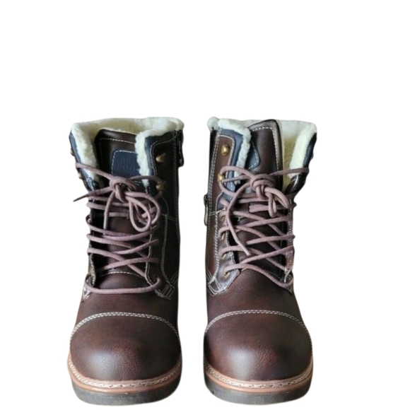 RESERVED Footwear RF1088 Men's.  Size 8. NWT - Picture 1 of 9